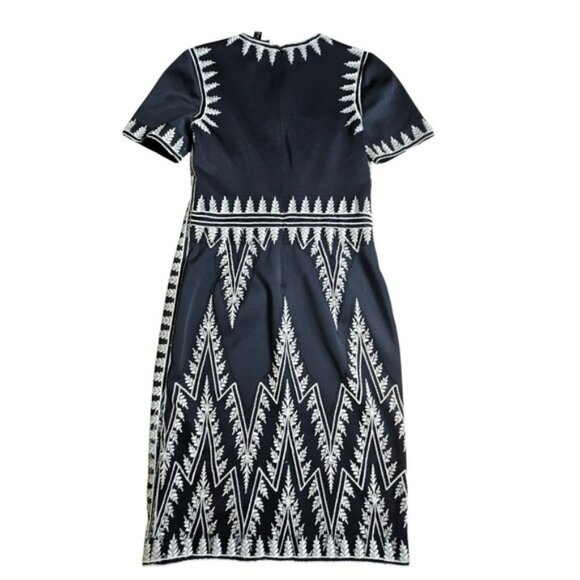 Tadashi Shoji Miles‎ Embroidered Crepe Sheath Dress 8 Bridal Chic Quiet Luxury - Picture 6 of 9